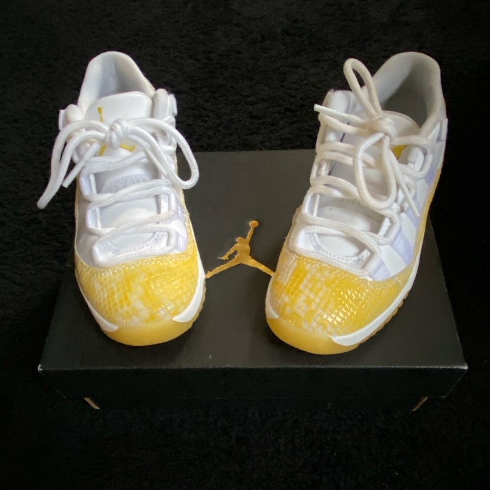 Jordan Kids White and Yellow Sneakers